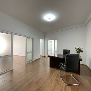 4 Camere Ideal Birou 95mp la 3 min de metrou Universitate