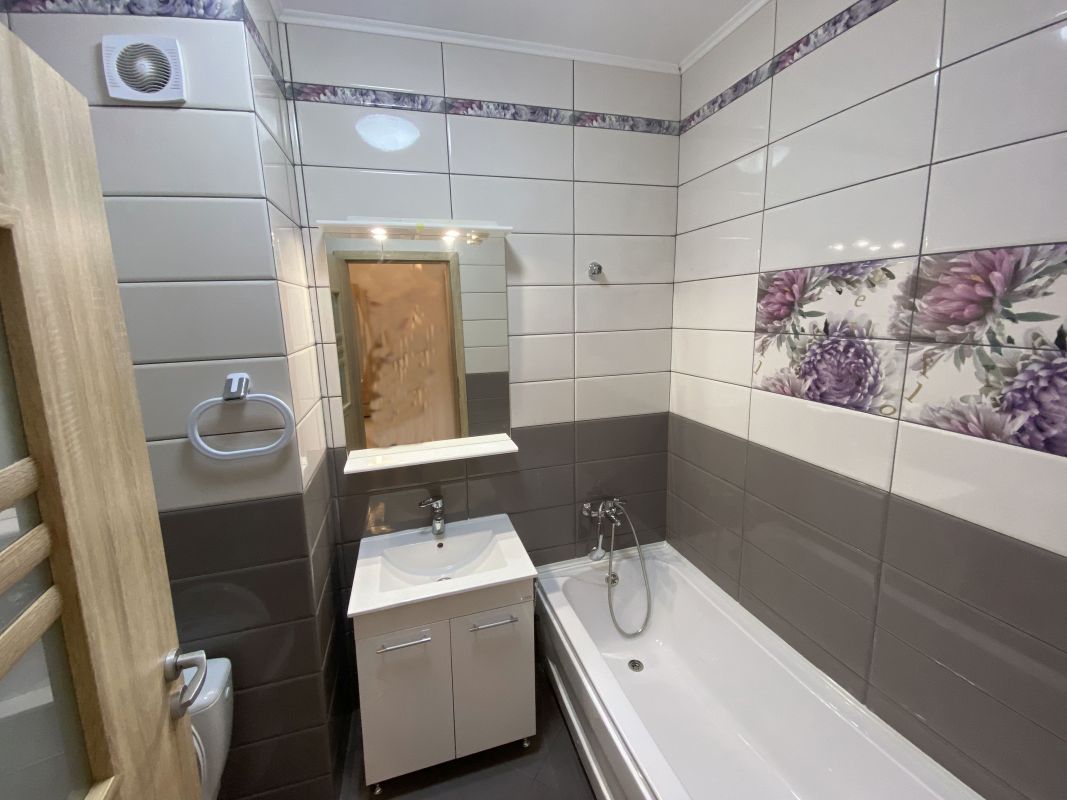 Garsoniera Plaza Residence, prima inchiriere