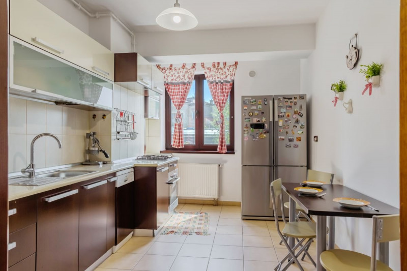 Apartament 3 camere - 95 m2 - Traian/Calea Mosilor